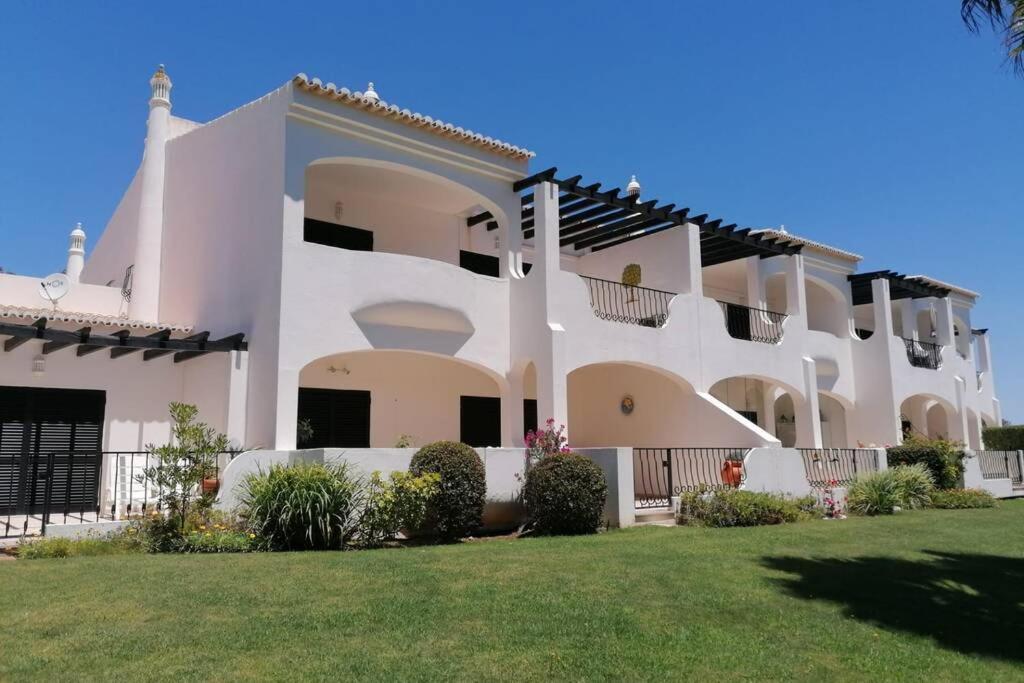 Apartamento Luxury Modern T2 Ocean View - Free Parking - Pool Alvor Exterior foto